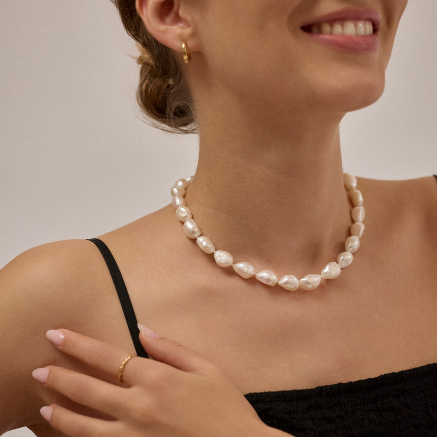BAROCK Perlen-Halskette